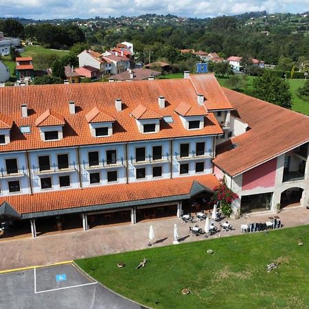 Hotel Cristina Noreña Zewnętrze zdjęcie