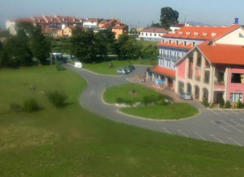 Hotel Cristina Noreña Zewnętrze zdjęcie