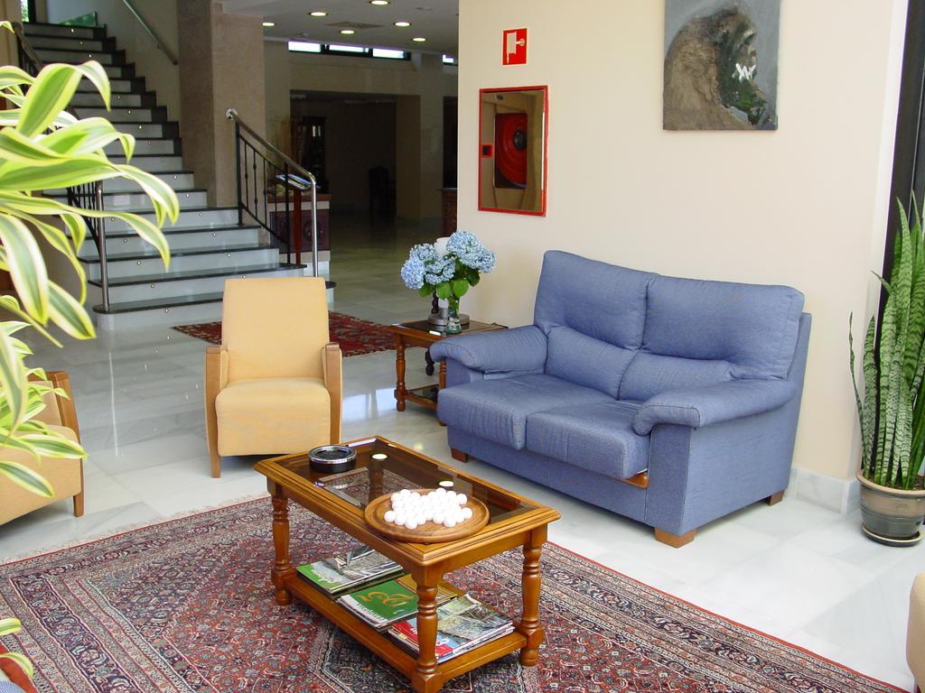 Hotel Cristina Noreña Zewnętrze zdjęcie